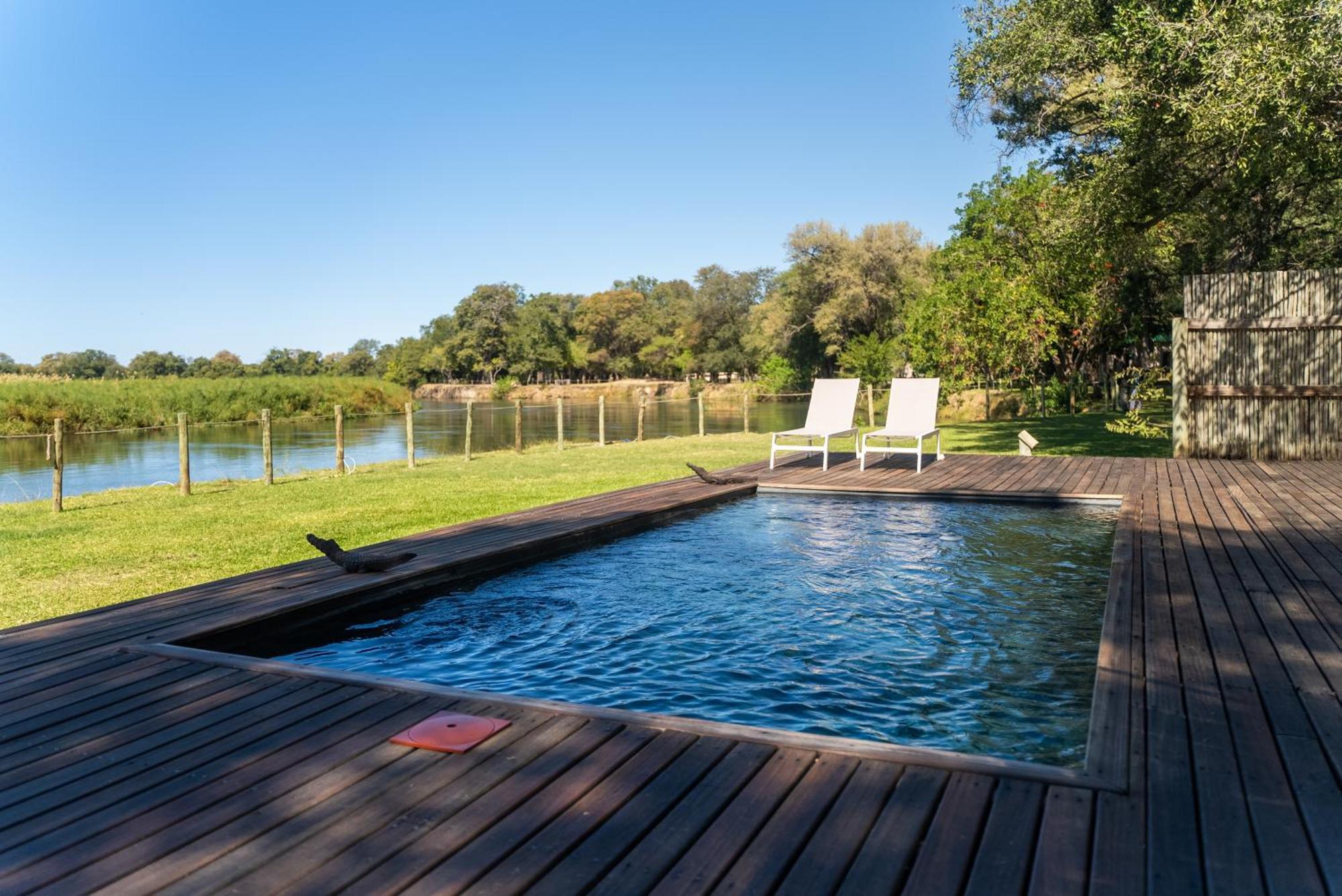 Shakawe River Lodge Exterior foto